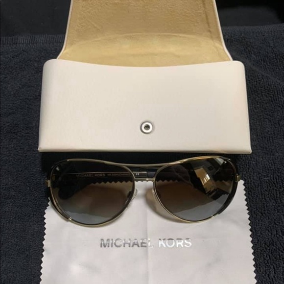Michael Kors Chelsea polarized aviator sunglasses - Picture 5 of 7